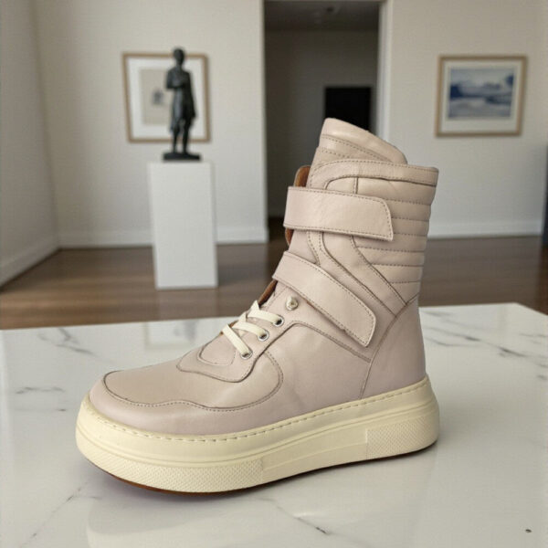 Γυναικείο Δερμάτινο Ανατομικό Μποτάκι με Ελαστικό Κορδόνι και Λουράκι Velcro - Hello Comfort 5488 LIGHT BEIGE