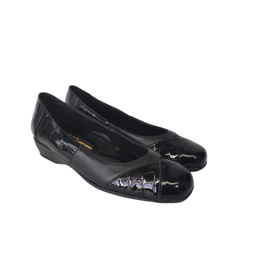 2552 (3) Safe Step Black