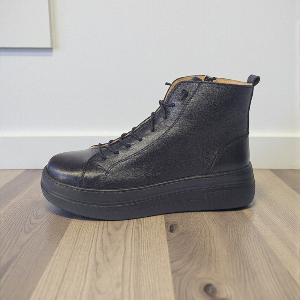 Γυναικείο Δερμάτινο Ανατομικό Μποτάκι με Ελαστικό Κορδόνι & Φερμουάρ BLACK