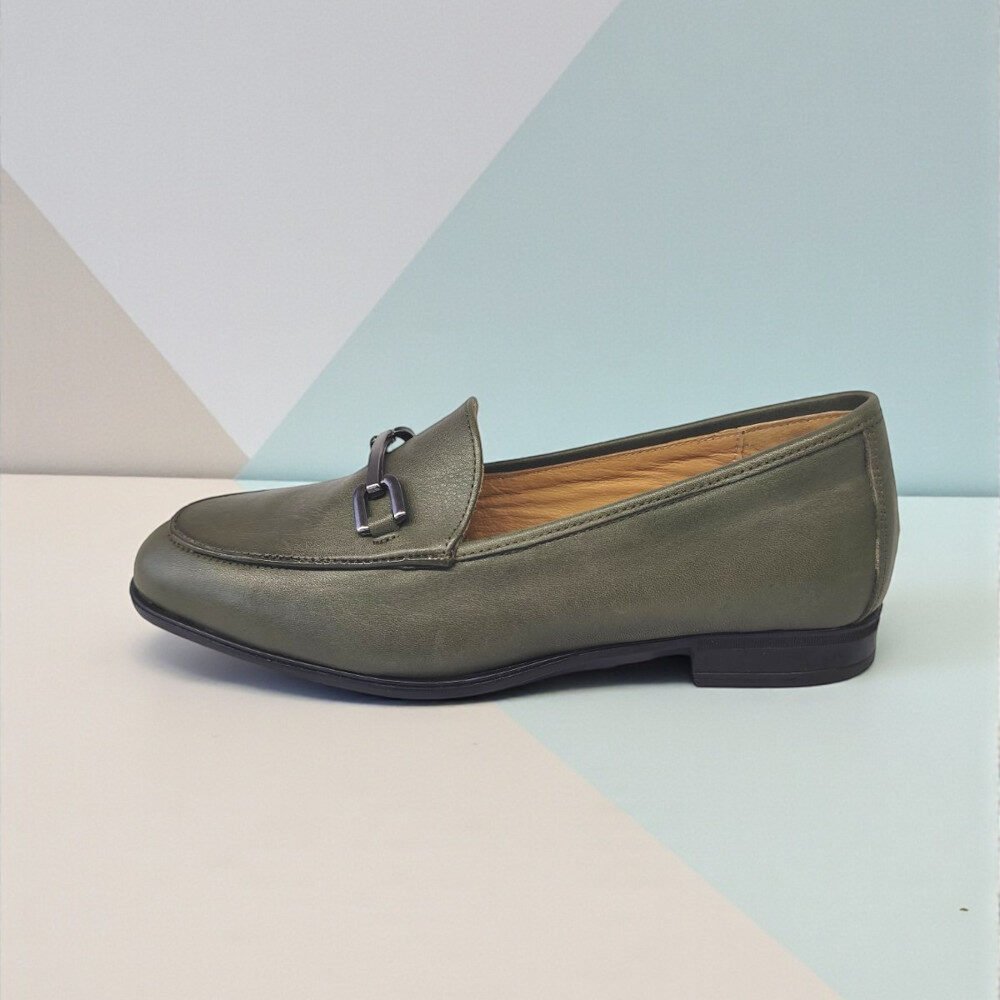 Γυναικείο Δερμάτινο Ανατομικό Loafer με Αγκράφα olive