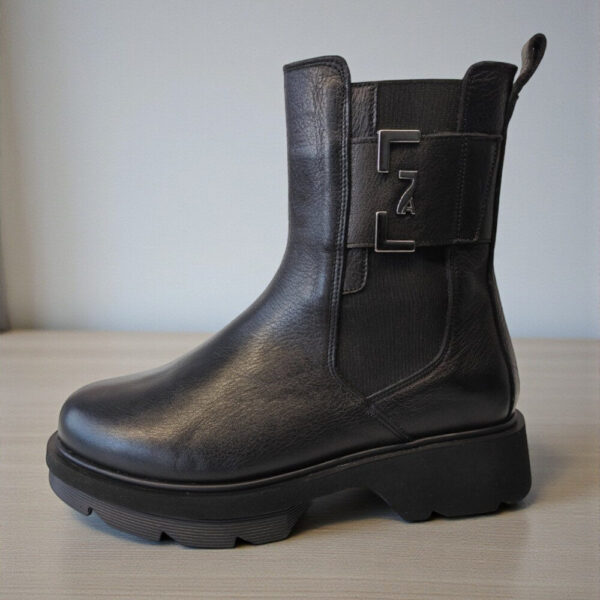 Γυναικείο Δερμάτινο Ανατομικό Μποτάκι με Ελαστικό Πλαϊνό & Φερμουάρ BLACK